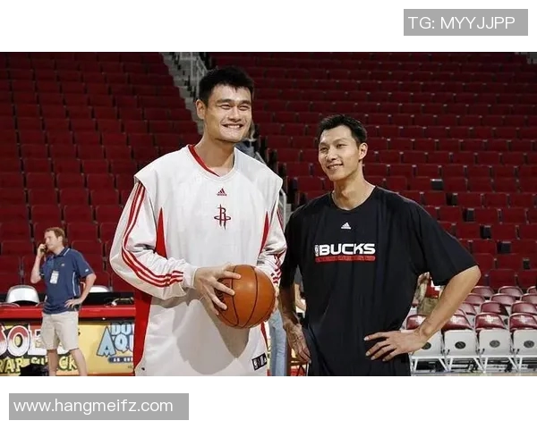 现役篮球与足球明星盘点及他们的辉煌成就与影响力分析